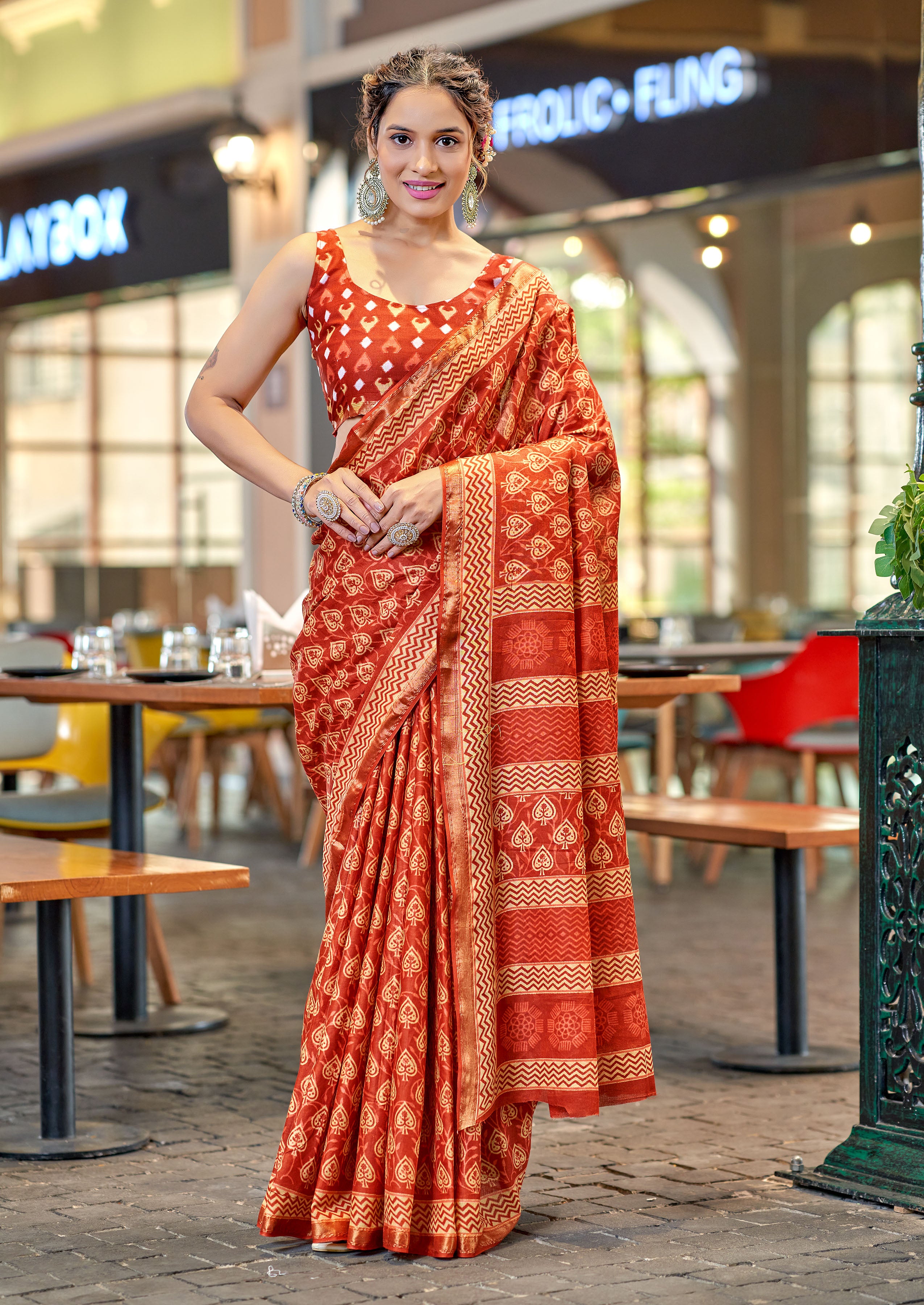 Lovely 1-Minute Ready To Wear Mul Cotton Digital Printed Saree