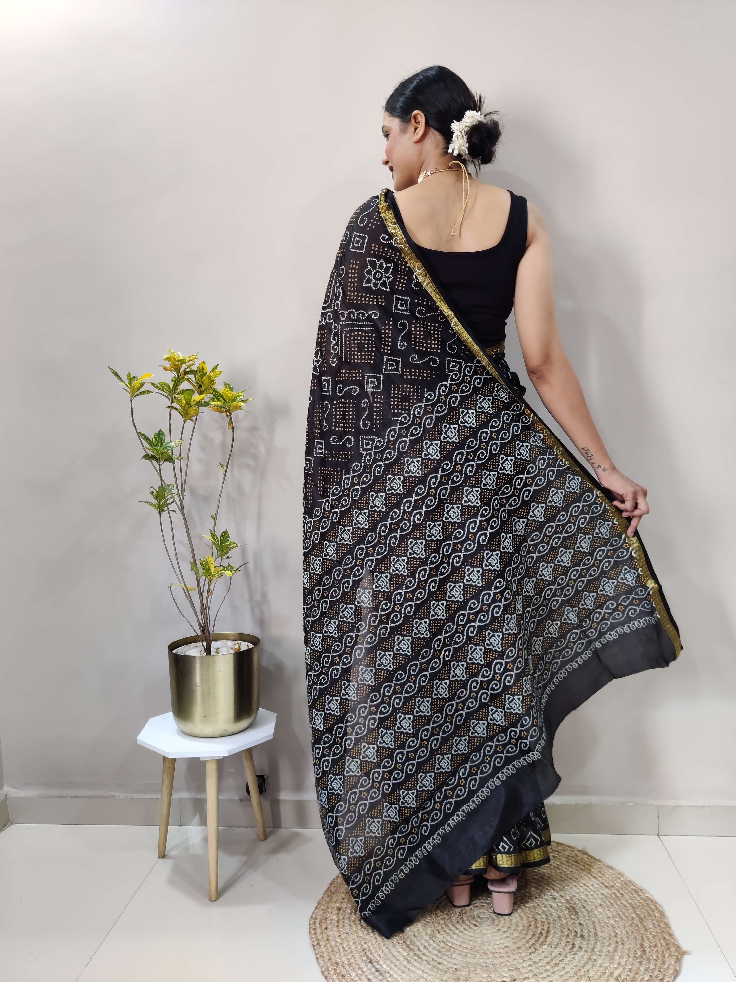 1 Min Ready To Wear Saree In BLACK Bandhani With All Over Boder