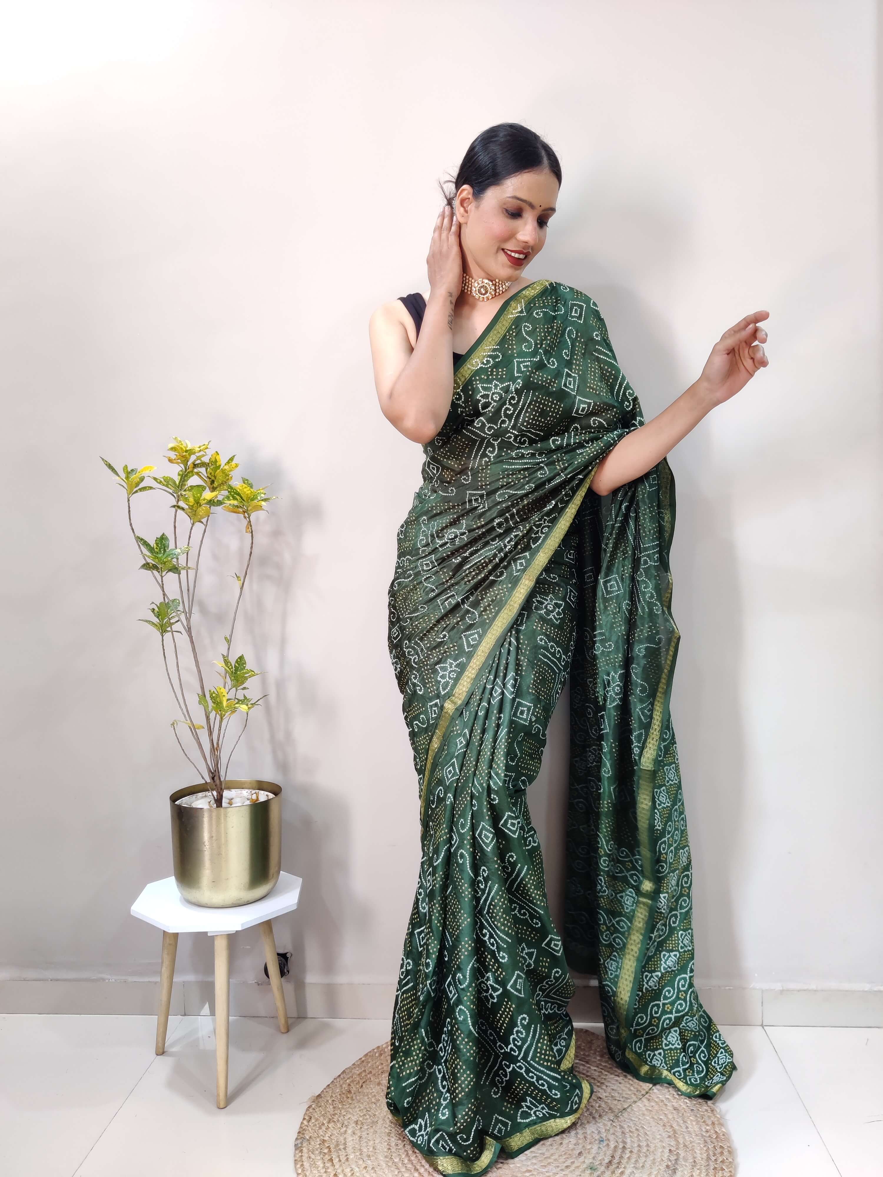 1 Min Ready To Wear Saree In GREEN Bandhani With All Over Boder