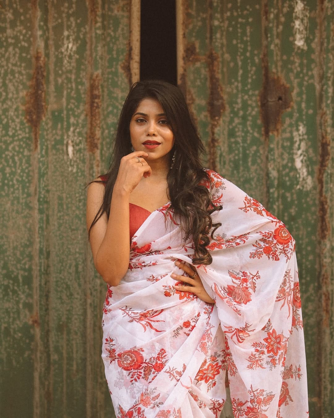 cocktail  1-Minute Ready To Wear Beautiful White Colour Flower Design Georgette Saree