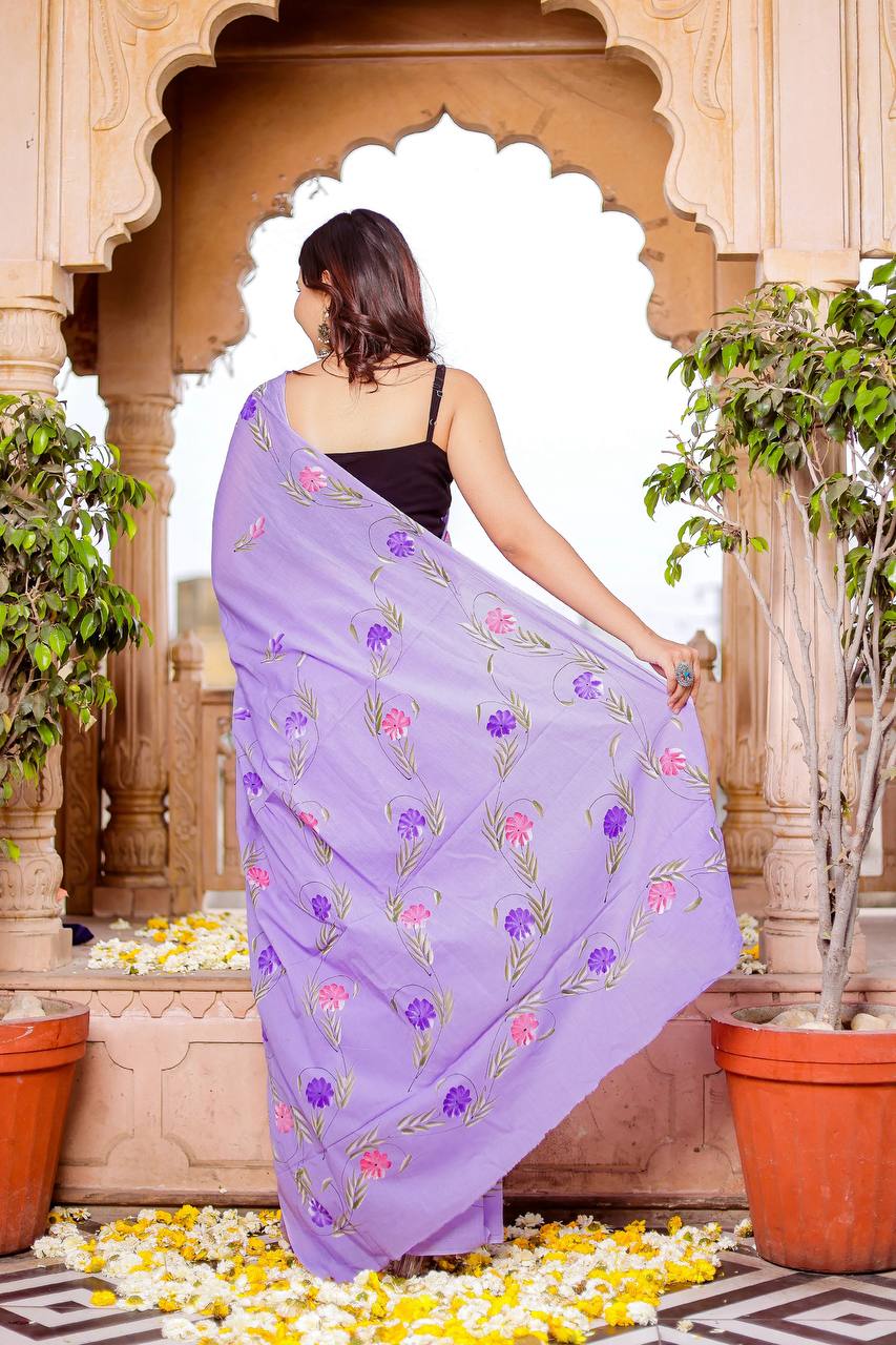 Lavender Bliss Floral Saree – A Soft and Elegant Drape For Effortless Grace